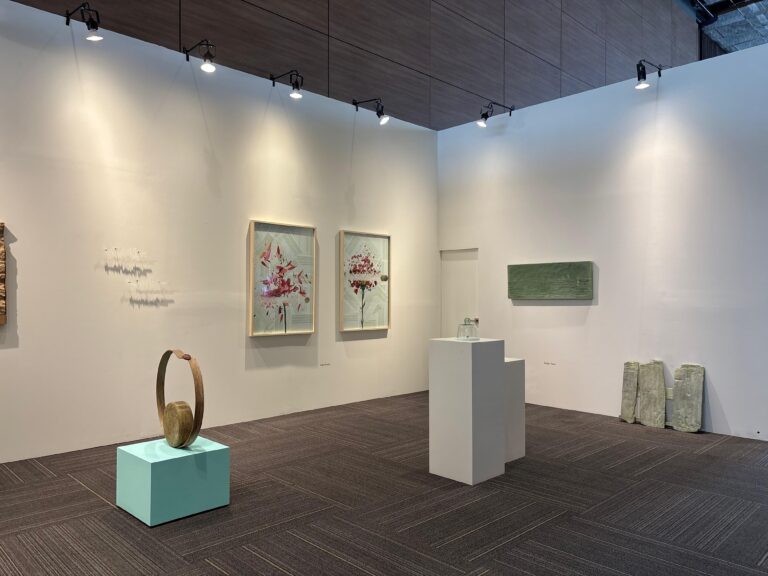 7cdccef0-28ed-4d79-94e5-be32eeebd64b